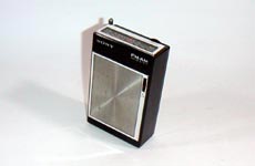 SONY MODEL 3F-61 FM/MW 2BAND RADIO