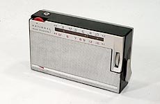 MATSUSHITA MODEL AT-175Junior MW/SW 2BAND RADIO