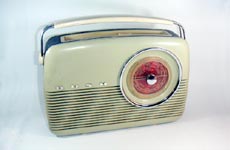 BUSH RADIO RECEIVER TYPE TR 82C