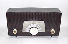 PHILCO MODEL F-963-124 AM RADIO