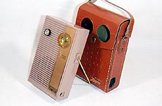 ZENITH ROYAL 250 AM RADIO