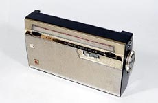 NATIONAL MODEL T-67 MW/SW 2BAND RADIO