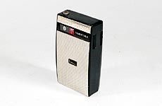 Hitachi MODEL TH-627R AM RADIO