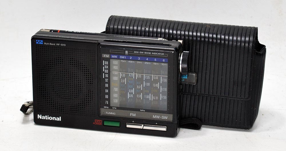 National MODEL RF-B10 FM/MW/SW1-6 8 BAND RADIO